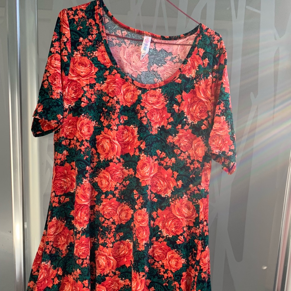 Rose perfect tee